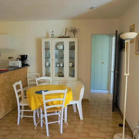 Superbe T2 Avec Jardin Et Parking, Cap D'agde - Fr-1-607-94 Apartment Agde