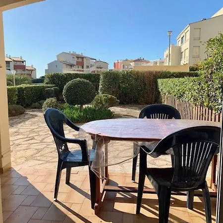 Apartment Superbe T2 Avec Jardin Et Parking, Cap D'agde - Fr-1-607-94 *