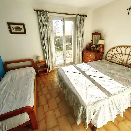 Superbe T2 Avec Jardin Et Parking, Cap D'agde - Fr-1-607-94 Apartment Agde